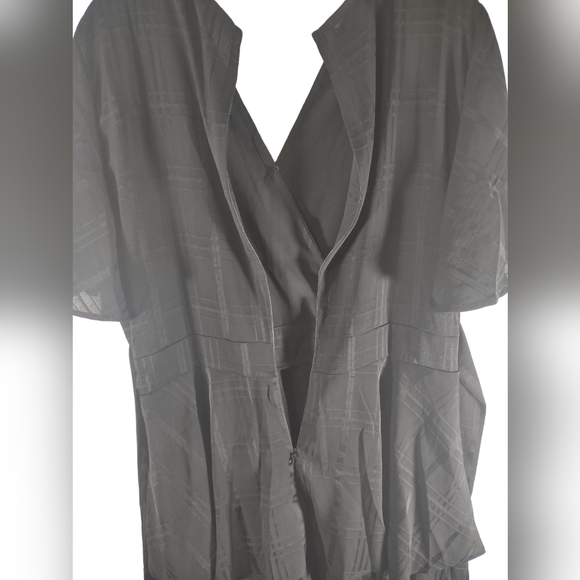 Black mini skorts dress with tie around size XL new with out tags - Picture 3 of 5